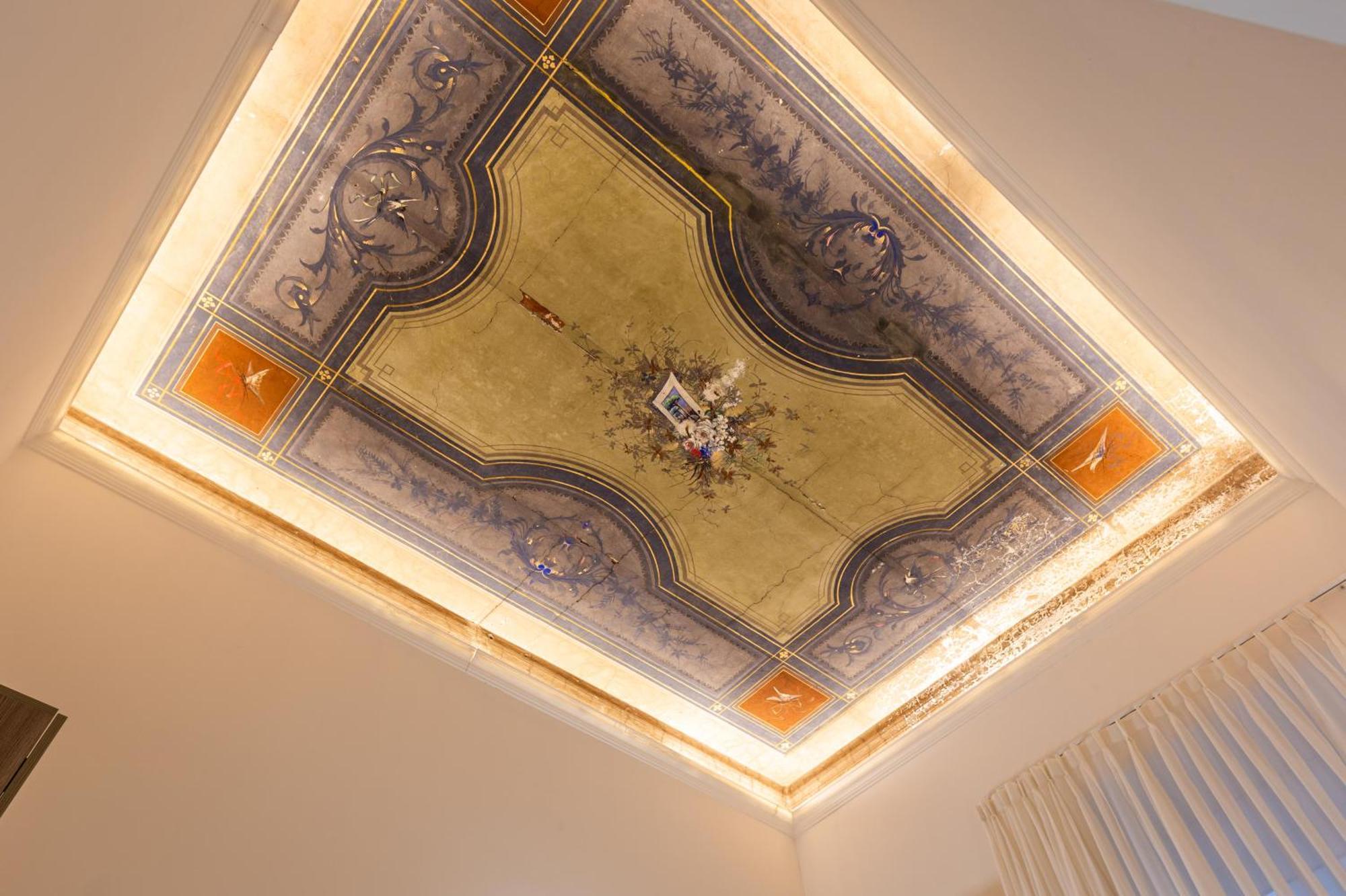 Cavour Luxury Rooms - Lr Collection روما المظهر الخارجي الصورة